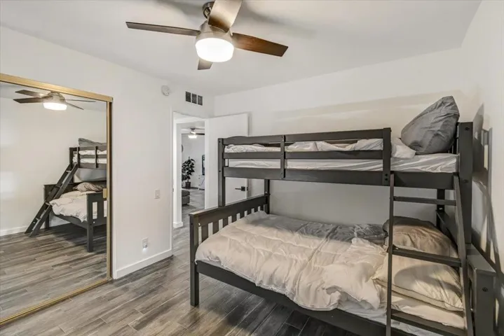 19-2180 South Palm Canyon Drive Unit 33-