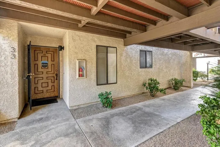 01-2180 South Palm Canyon Drive Unit 33-
