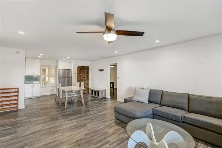04-2180 South Palm Canyon Drive Unit 33-