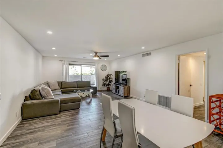 06-2180 South Palm Canyon Drive Unit 33-