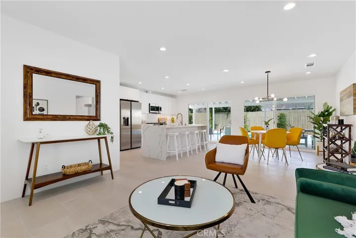 4184 E Calle San Raphael, Palm Springs, California 92264