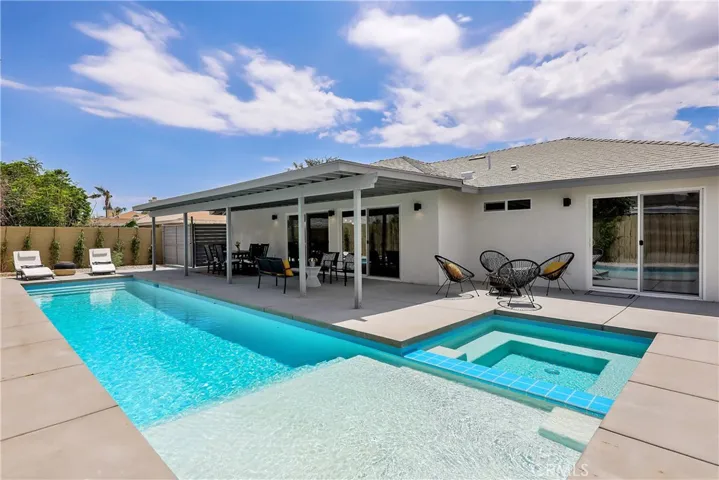 4184 E Calle San Raphael, Palm Springs, California 92264