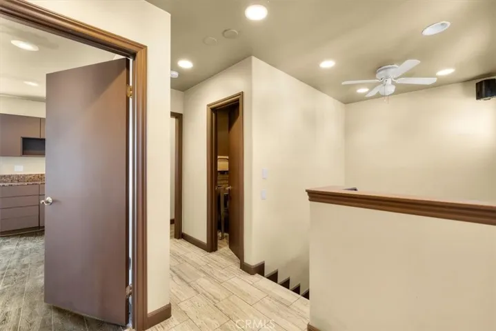 2705 N Sepulveda Boulevard, Manhattan Beach, California 90266