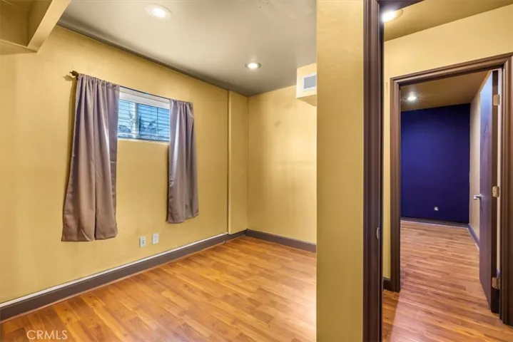 2705 N Sepulveda Boulevard, Manhattan Beach, California 90266
