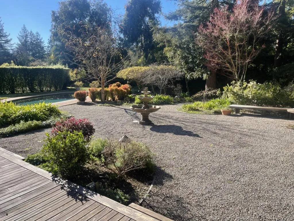 9 Betty Lane, California home-pic-1