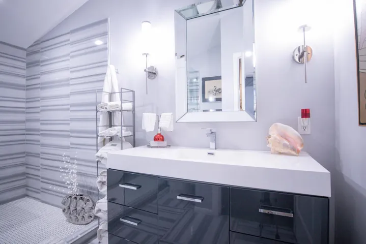 Main Bath