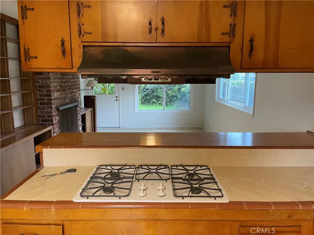 529 Avenue F, Redondo Beach, California 90277