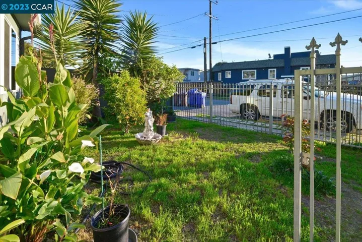 1739 17th St, San Pablo, California 94806