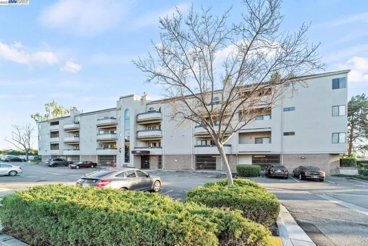 25930 Kay Ave 302, Hayward, California 94545