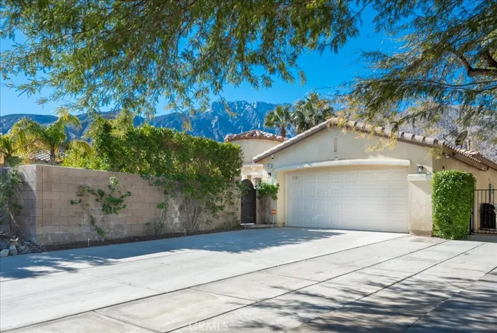 4001 Vista Verde, Palm Springs, California 92262