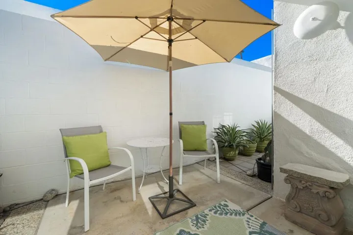 Private Rear Yard