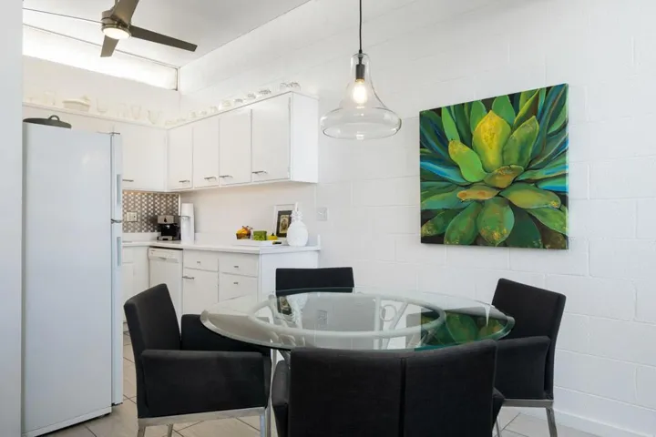 Dining Open To Kitchen
