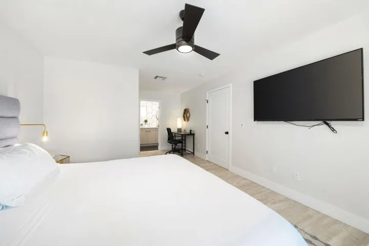 41-web-or-mls-NVDeAnza_2022_041