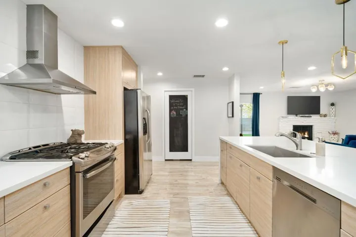 38-web-or-mls-NVDeAnza_2022_038