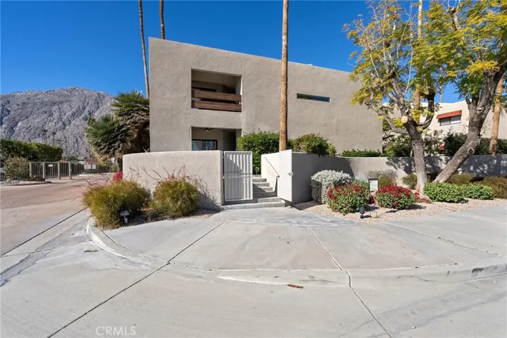 255 S Avenida Caballeros 306, Palm Springs, California 92262