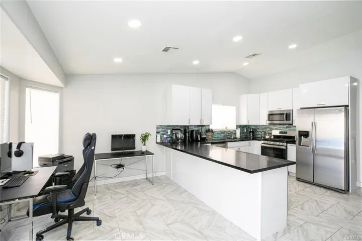 31115 Whispering Palms, Cathedral City, California 92234
