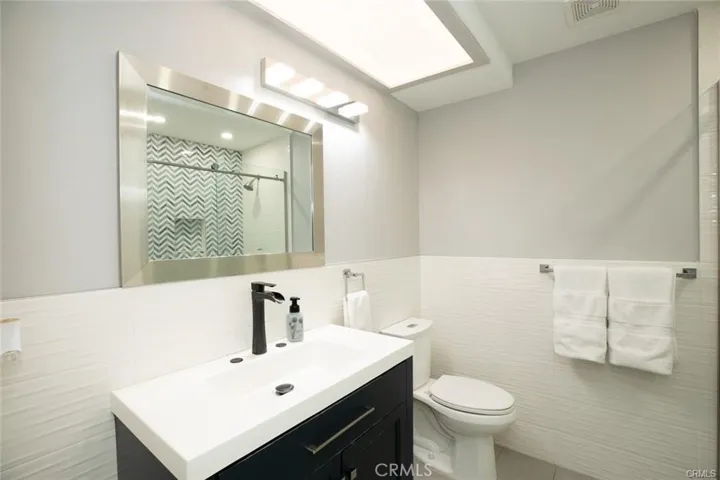 31115 Whispering Palms, Cathedral City, California 92234