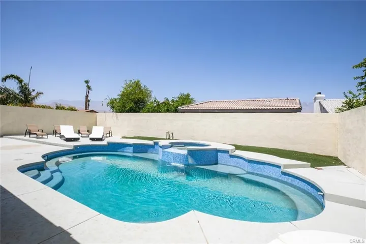 31115 Whispering Palms, Cathedral City, California 92234