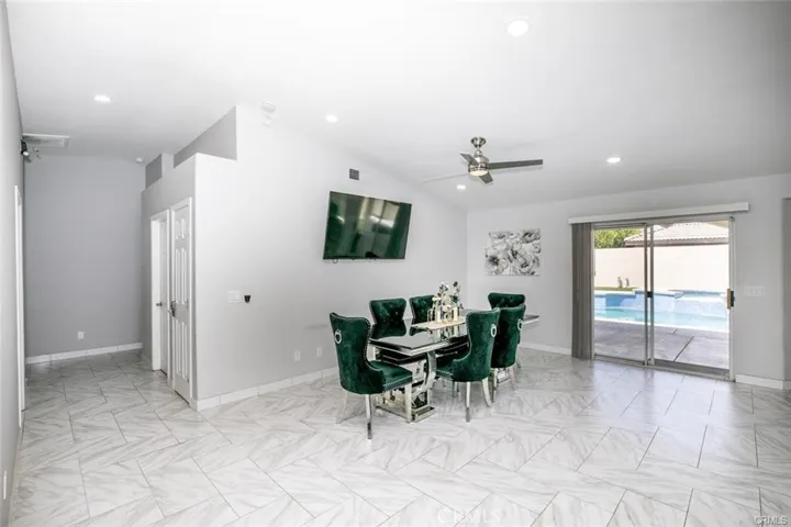 31115 Whispering Palms, Cathedral City, California 92234