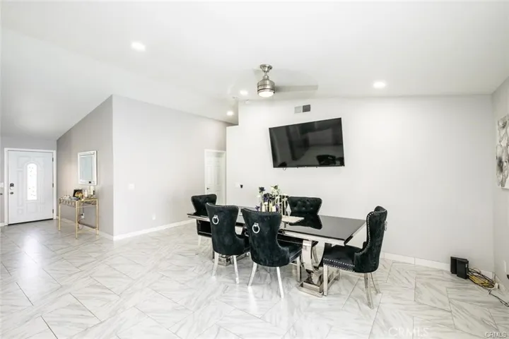 31115 Whispering Palms, Cathedral City, California 92234