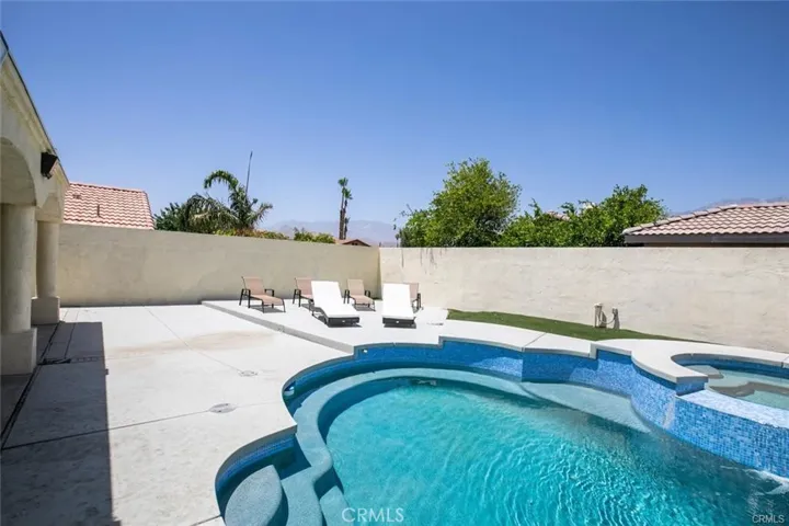 31115 Whispering Palms, Cathedral City, California 92234