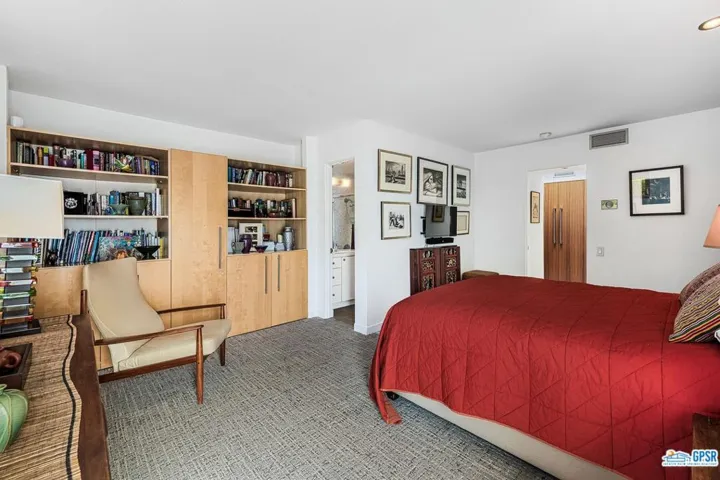 360 N Via Las Palmas, Palm Springs, California 92262