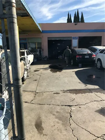 10958 Avalon Boulevard, Los Angeles, California 90061