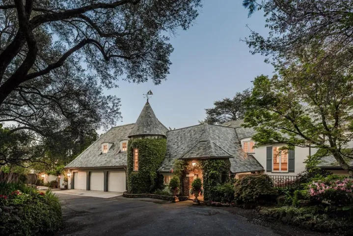3085 Ralston Avenue, Hillsborough, California 94010