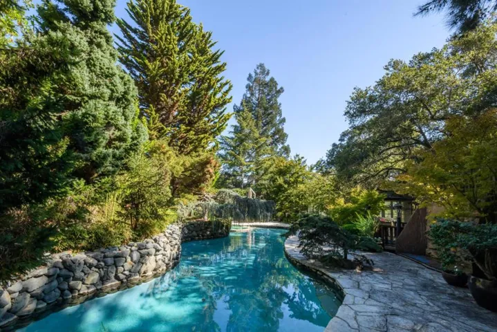 3085 Ralston Avenue, Hillsborough, California 94010