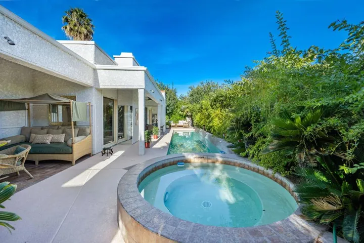61 Sierra Madre - Pool & Spa