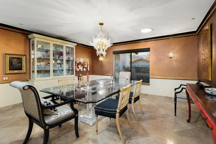 61 Sierra Madre - Dining Room