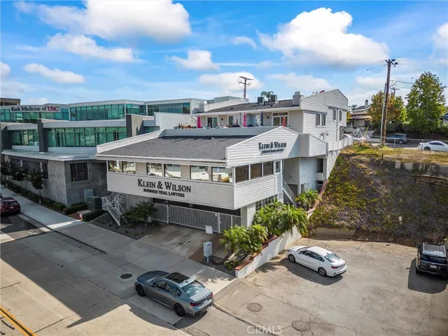 326 Old Newport Boulevard, Newport Beach, California 92663