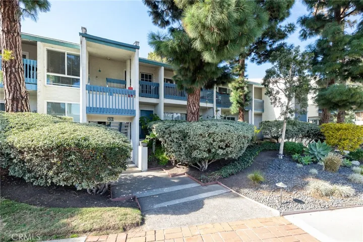 631 S Prospect Avenue 202, Redondo Beach, California 90277