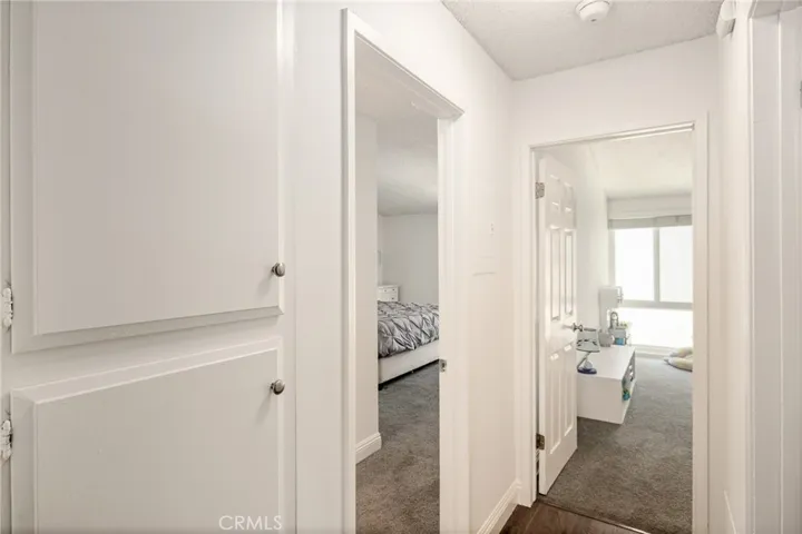 631 S Prospect Avenue 202, Redondo Beach, California 90277