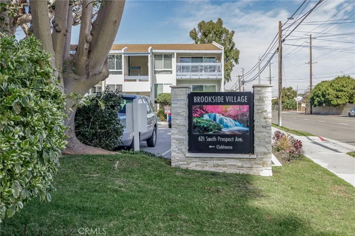 631 S Prospect Avenue 202, Redondo Beach, California 90277
