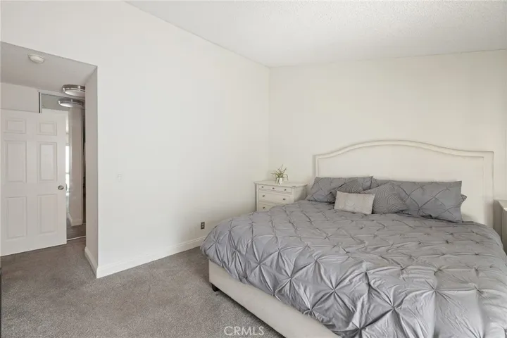 631 S Prospect Avenue 202, Redondo Beach, California 90277