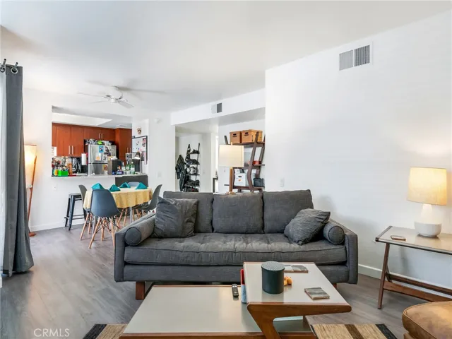 400 N Sunrise Way 124, Palm Springs, California 92262