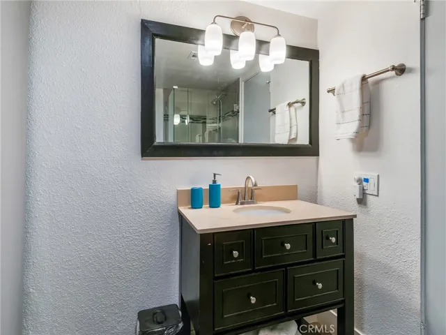 400 N Sunrise Way 124, Palm Springs, California 92262