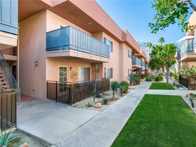 400 N Sunrise Way 124, Palm Springs, California 92262