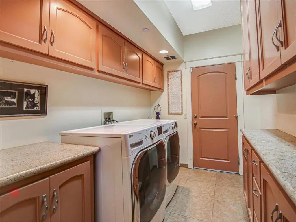 839 Calabasas Road, California home-pic-27