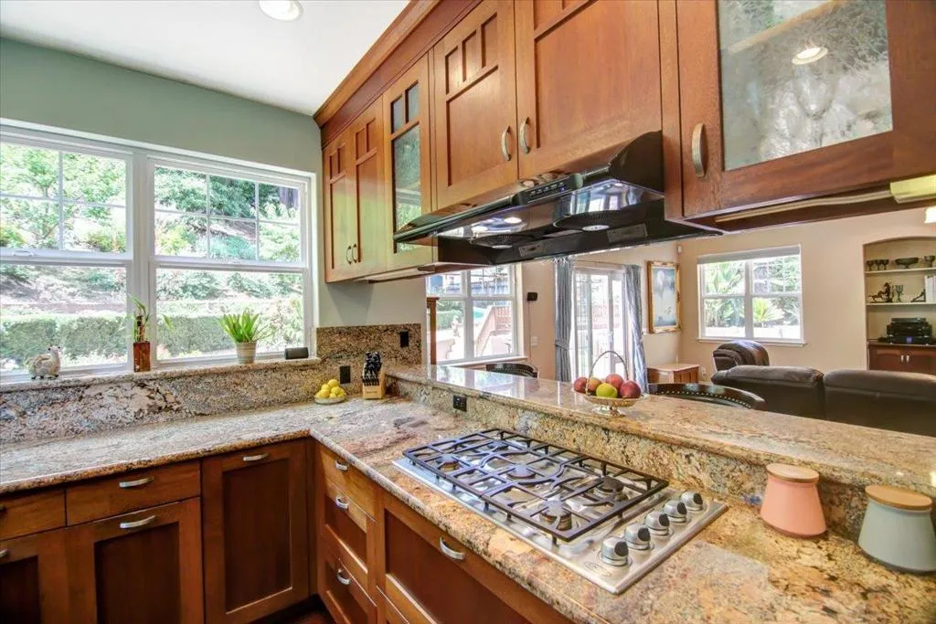 839 Calabasas Road, California home-pic-2