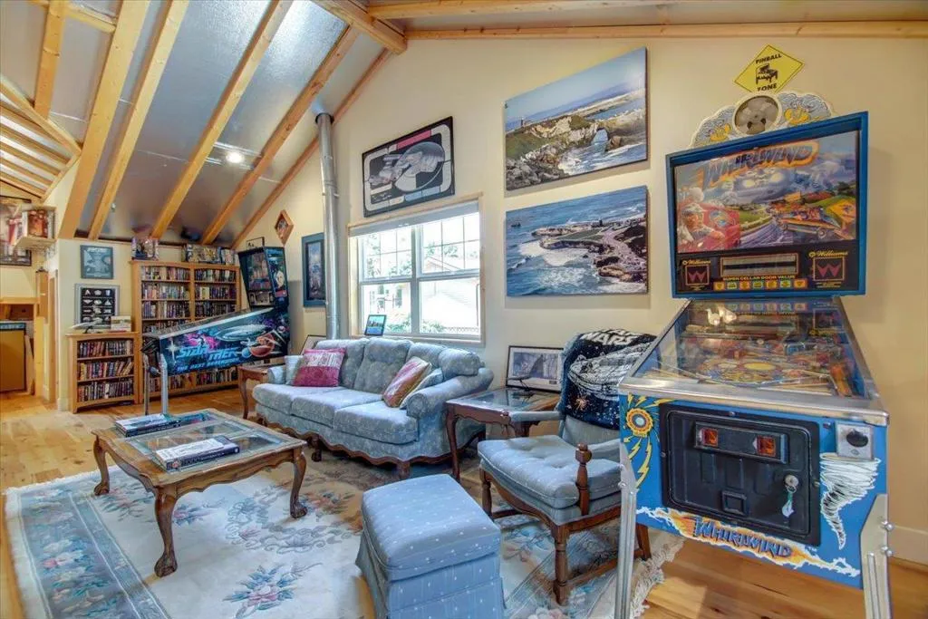 839 Calabasas Road, California home-pic-46