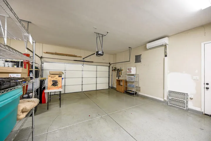 81120 Avenida Pamplona-2-7-2023-31