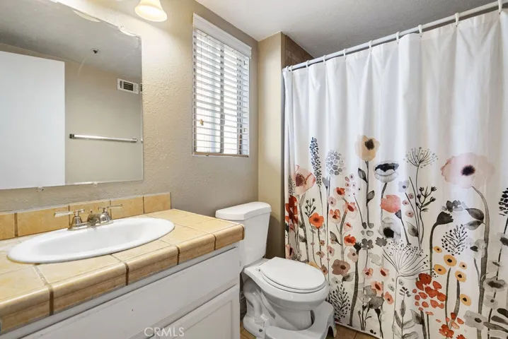 7526 Honeysuckle Street, Fontana, California 92336