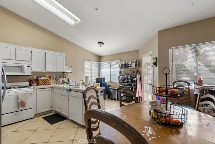 7526 Honeysuckle Street, Fontana, California 92336