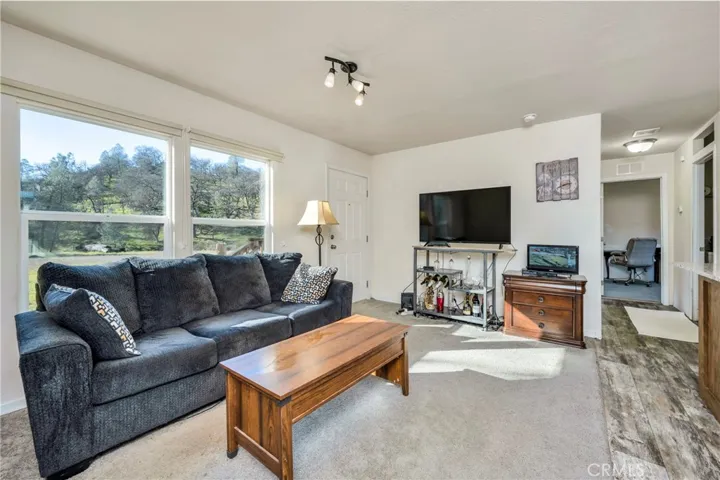 19724 Hartmann Road, Hidden Valley Lake, California 95467
