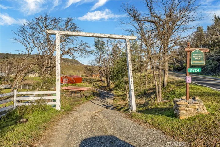19724 Hartmann Road, Hidden Valley Lake, California 95467
