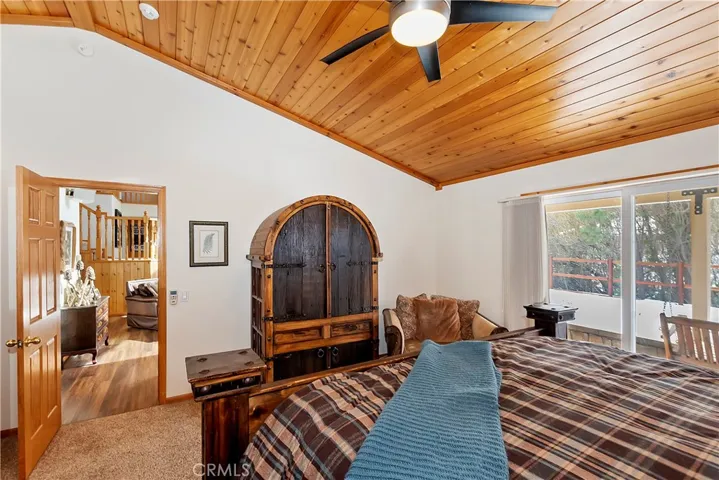 174 Meadow View Drive, Big Bear Lake, California 92315