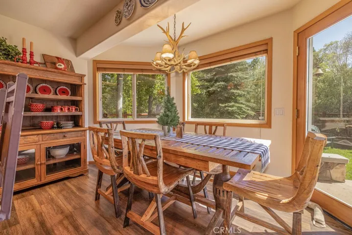 174 Meadow View Drive, Big Bear Lake, California 92315