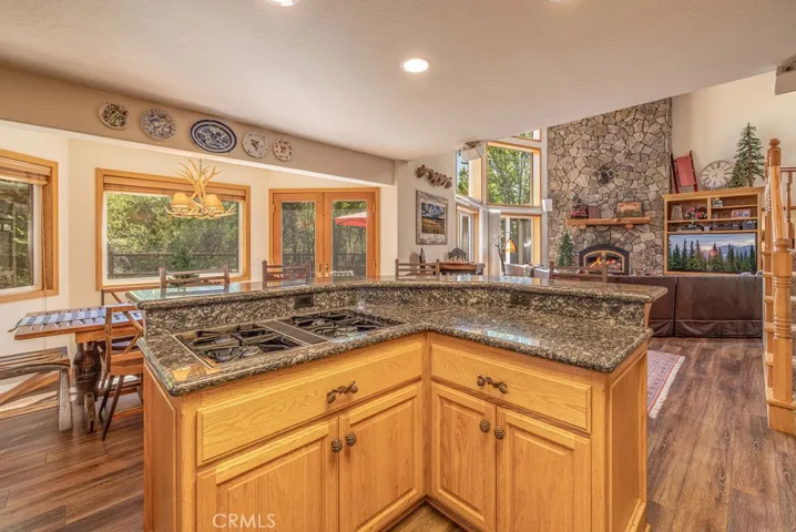174 Meadow View Drive, Big Bear Lake, California 92315